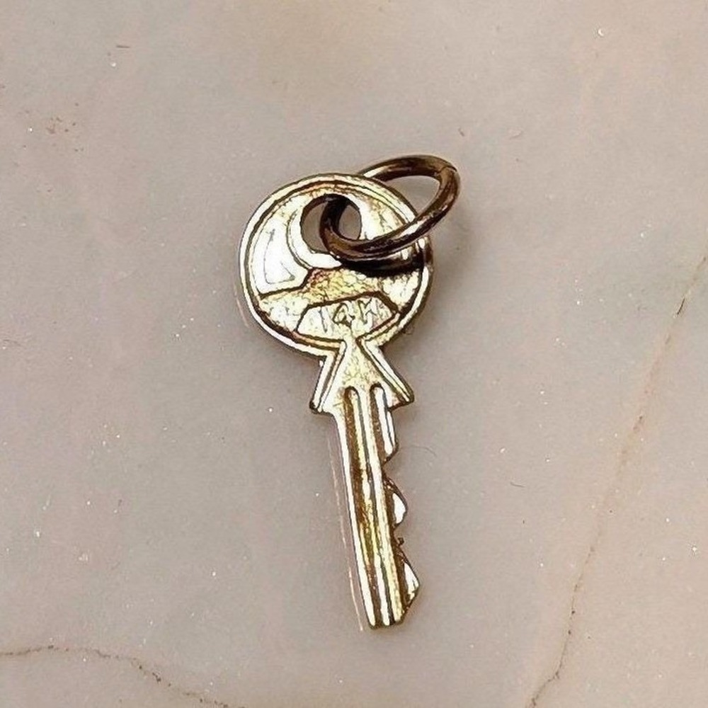 Vintage 14K Yellow Gold Key Charm Pendant Dainty Miniature Minimalist gold charm